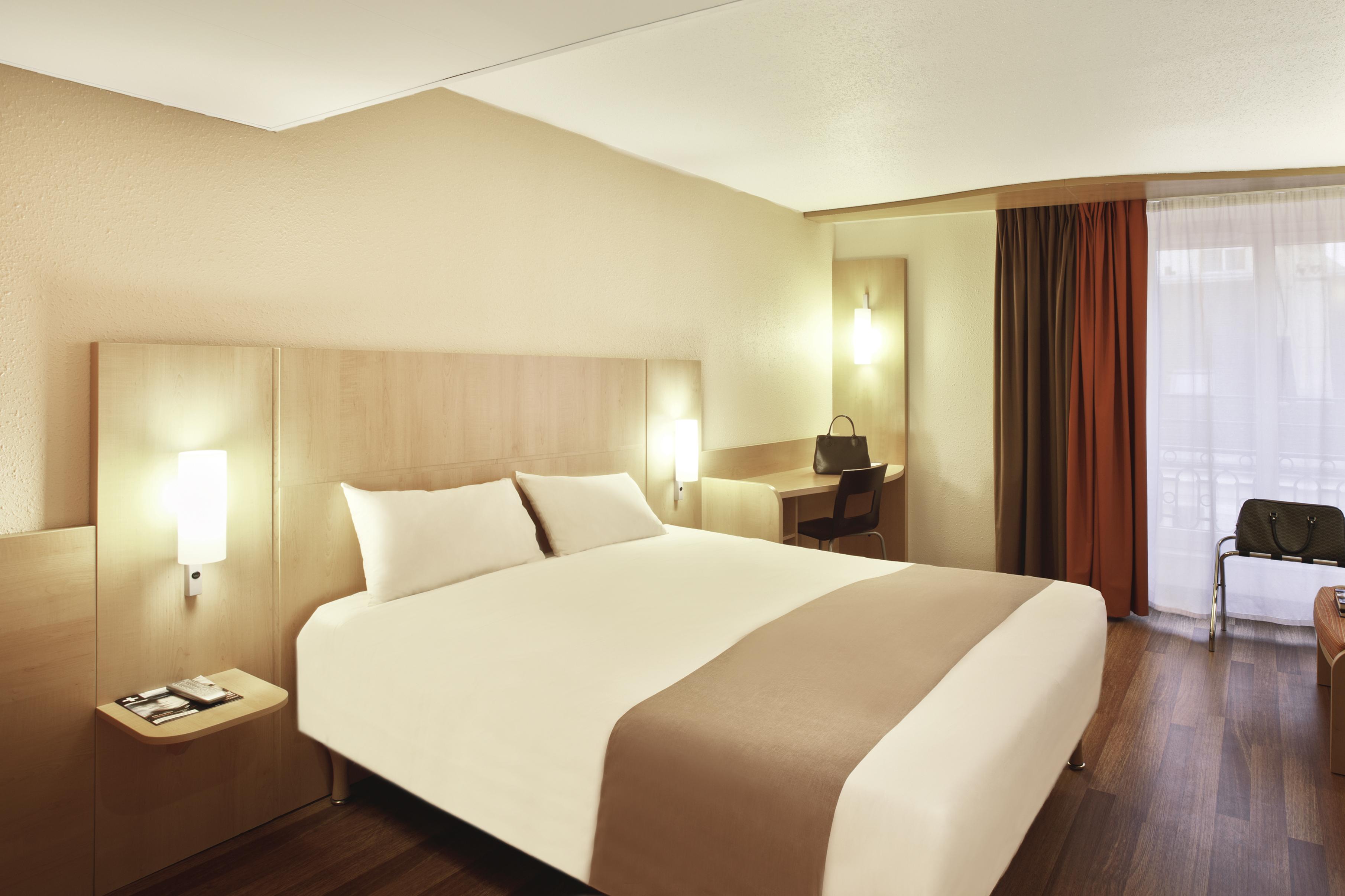 Hotel Ibis Paris Opera La Fayette Exterior foto