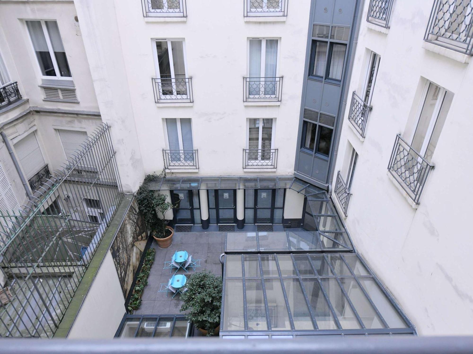 Hotel Ibis Paris Opera La Fayette Exterior foto