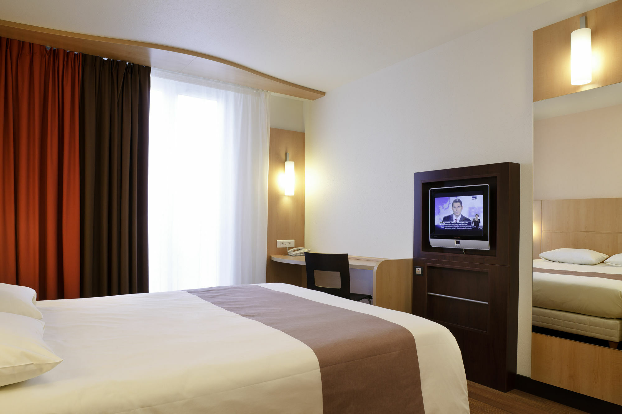 Hotel Ibis Paris Opera La Fayette Exterior foto